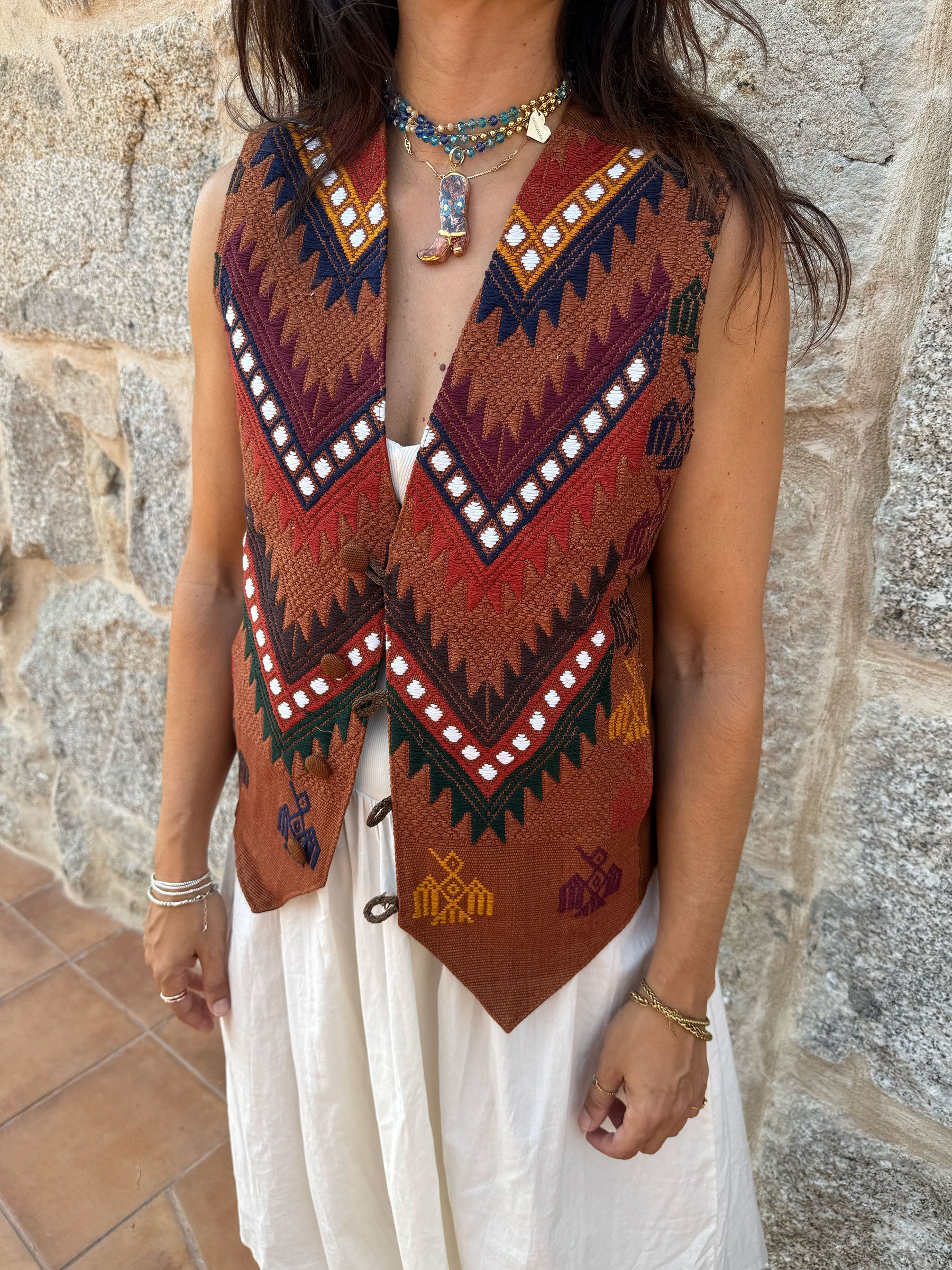 CHALECO MEXICANO MARRÓN TONOS TIERRA – ARTESANAL